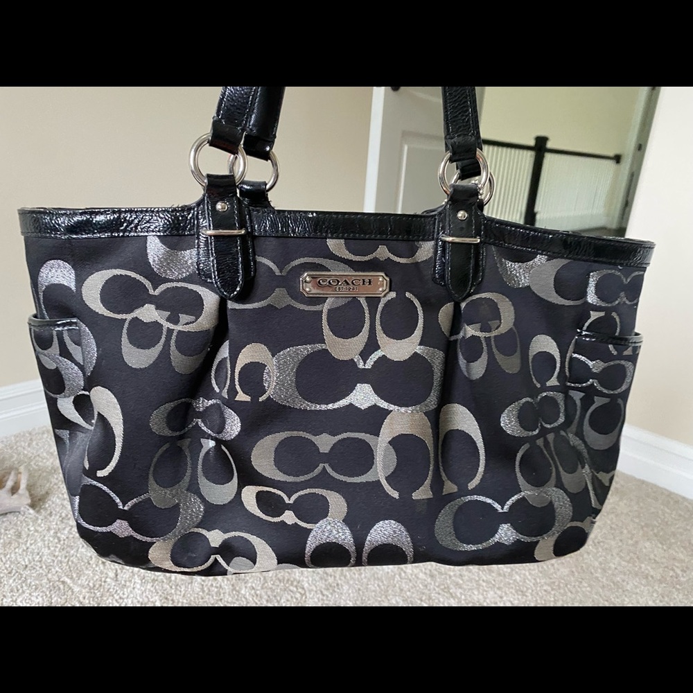 black coach purse